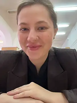 AsynaYuuki online show from 03-05-26, 10:23