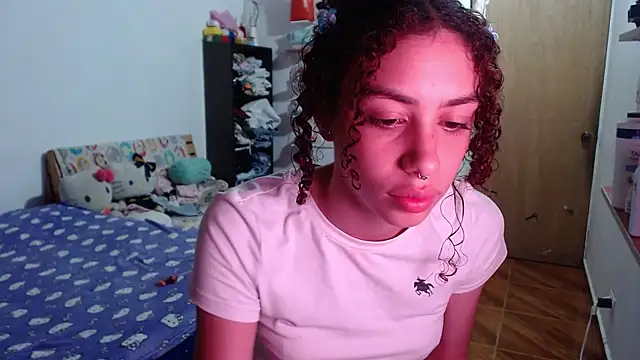 Snapshot of _Shanell chatting on 05-15-26, 02:31 Shanell online show from 05-15-26, 02:31