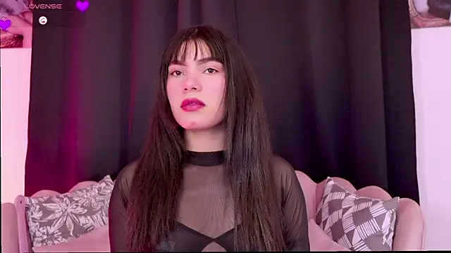 dakotacollins  online show from 02-06-26, 09:00