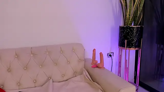 Snapshot of liorah_wolf chatting on 02-20-26, 08:22 liorah wolf online show from 02-20-26, 08:22