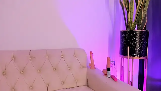 Snapshot of liorah_wolf chatting on 02-12-26, 07:57 liorah wolf online show from 02-12-26, 07:57