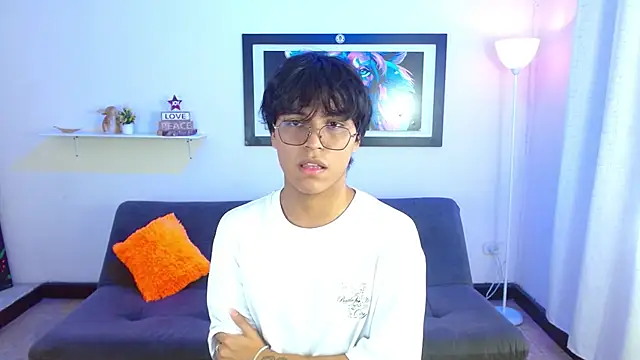 Maecum18 online show from 02-10-26, 09:58