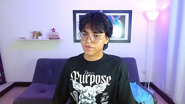 Maecum18 online show from 02-13-26, 08:42