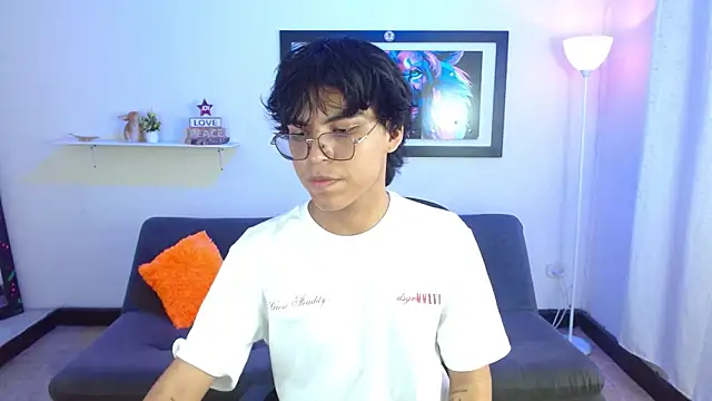 Maecum18 online show from 02-11-26, 08:52