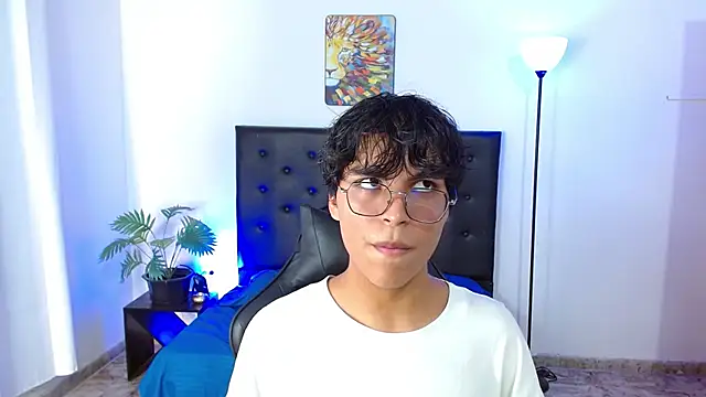 Maecum18 online show from 02-09-26, 10:19