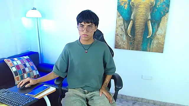 Maecum18 online show from 07-16-26, 08:50