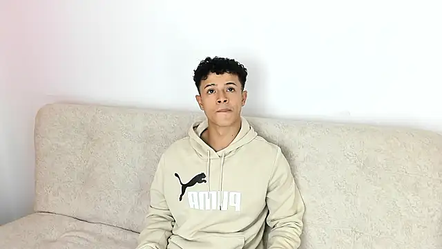 Snapshot of _Alex_Colton chatting on 02-03-26, 10:04 Alex Colton online show from 02-03-26, 10:04