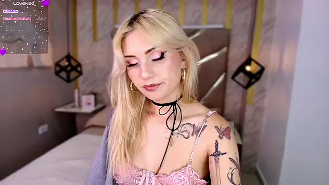 Mariluu  online show from 04-17-26, 01:25