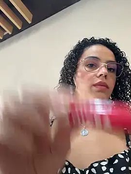 SirenStell0 online show from 04-28-26, 05:06