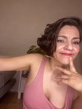 Snapshot of eva_luz chatting on 02-21-26, 02:13 eva luz online show from 02-21-26, 02:13