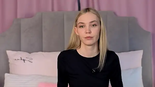 NikkiRyx online show from 05-30-26, 03:50