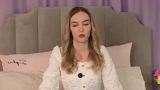 NikkiRyx online show from 04-30-26, 03:08