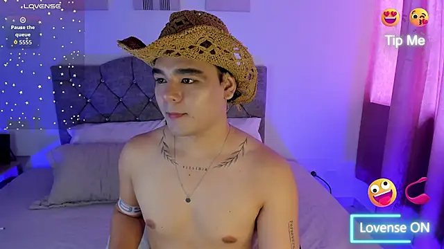 Snapshot of NoahVance chatting on 03-13-26, 03:06 NoahVance online show from 03-13-26, 03:06