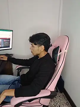 Alejandroo Montenegro online show from 06-02-26, 09:37