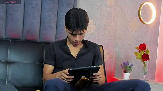 Alejandroo Montenegro online show from 03-27-26, 10:00