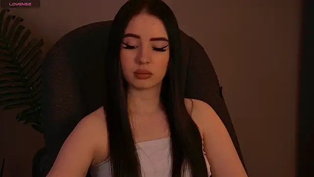 ArianaLim online show from 05-10-26, 02:52