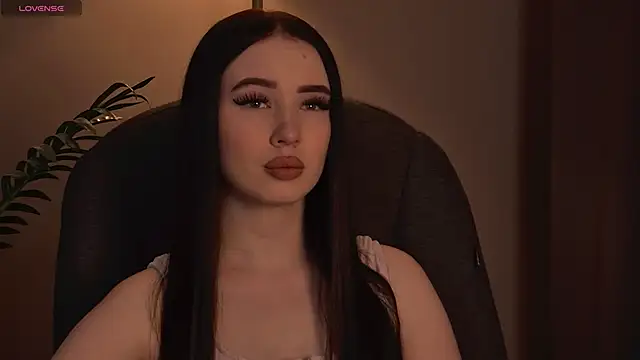 ArianaLim online show from 04-18-26, 03:47