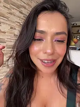 Snapshot of foxxy_lover chatting on 02-05-26, 06:48 foxxy lover online show from 02-05-26, 06:48