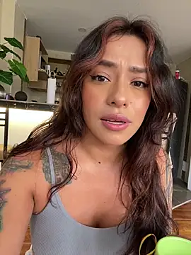 Snapshot of foxxy_lover chatting on 04-01-26, 06:49 foxxy lover online show from 04-01-26, 06:49