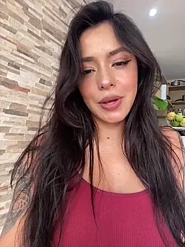 Snapshot of foxxy_lover chatting on 02-06-26, 07:21 foxxy lover online show from 02-06-26, 07:21