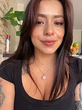 Snapshot of foxxy_lover chatting on 02-13-26, 06:30 foxxy lover online show from 02-13-26, 06:30