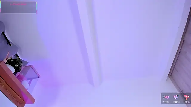 Snapshot of Niky_Vega chatting on 02-23-26, 11:38 Niky Vega online show from 02-23-26, 11:38