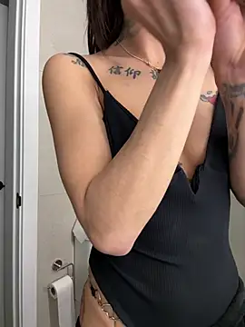 Snapshot of MelaFoxx chatting on 02-15-26, 07:57 MelaFoxx online show from 02-15-26, 07:57