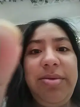 Snapshot of Noa_Baker chatting on 05-27-26, 12:12 Noa Baker online show from 05-27-26, 12:12