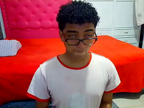 Snapshot of philipsex28 chatting on 02-03-26, 10:04 philipsex28 online show from 02-03-26, 10:04