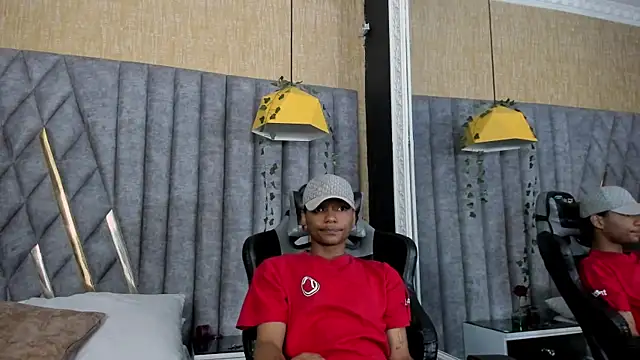 dafne and erick  online show from 07-11-26, 04:24