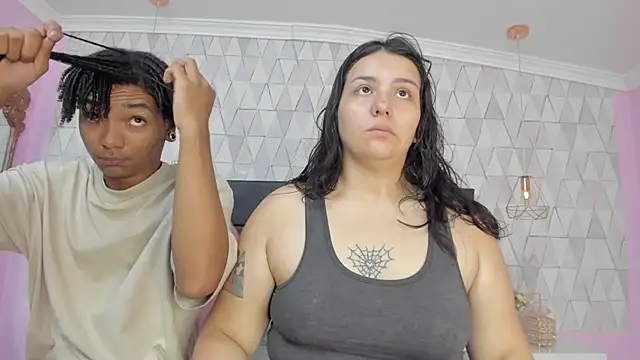 Snapshot of dafne_and_erick_ chatting on 05-29-26, 10:05 dafne and erick online show from 05-29-26, 10:05