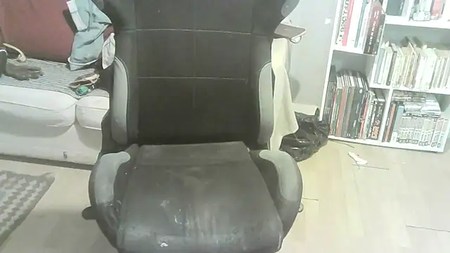 odiiby online show from 03-30-26, 07:54