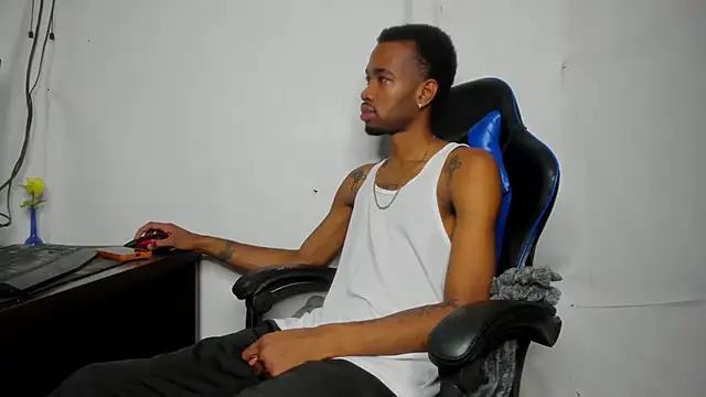 Kofi exotic 2 online show from 06-26-26, 12:27
