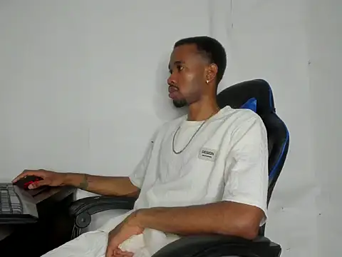 Kofi exotic 2 online show from 05-27-26, 11:56