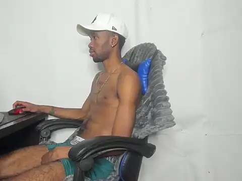 Kofi exotic 2 online show from 06-20-26, 07:41