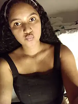 LiaRose- online show from 05-11-26, 12:23