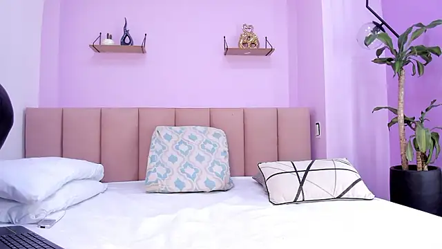 sam doll  online show from 03-21-26, 07:18