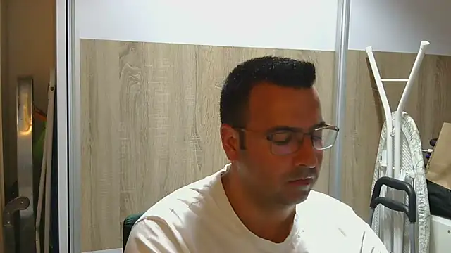 VanillaTime78-Jorge online show from 04-19-26, 09:17