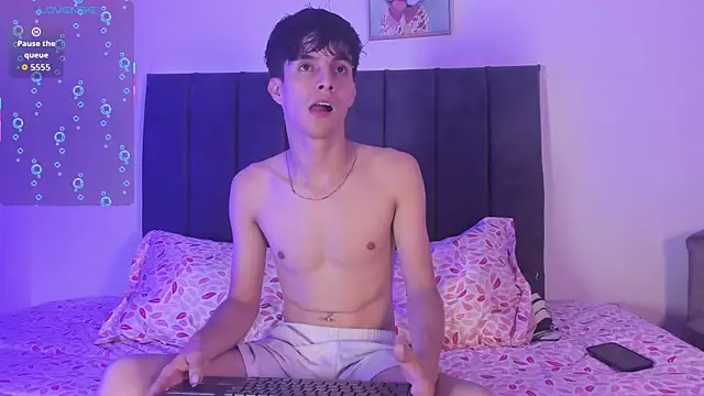 axxxel twink online show from 05-22-26, 02:31