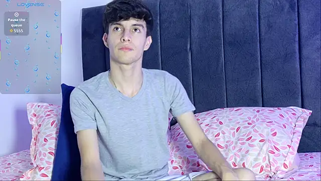 axxxel twink online show from 05-30-26, 02:40
