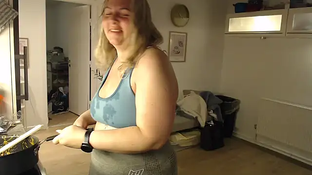 Amanda Norsk online show from 05-15-26, 08:18