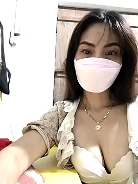 Baby-sexytits2026 online show from 05-12-26, 11:38