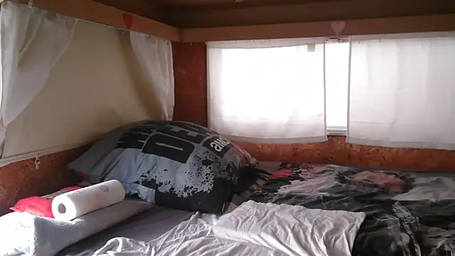 Sylly online show from 01-15-26, 07:45