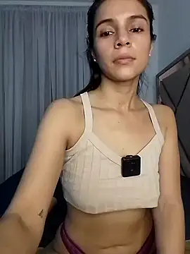 Snapshot of EvaMiranda chatting on 06-25-26, 03:15 EvaMiranda online show from 06-25-26, 03:15