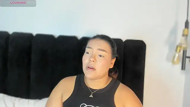 Amaranoir- online show from 02-24-26, 03:51