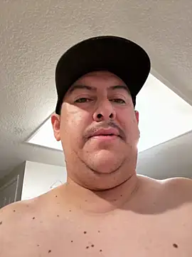 Snapshot of Skizm1986 chatting on 02-21-26, 05:20 Skizm1986 online show from 02-21-26, 05:20