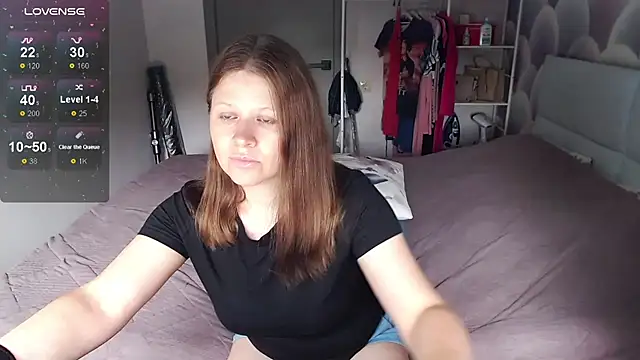 Snapshot of Aleksasamuii chatting on 07-17-26, 07:16 Aleksasamuii online show from 07-17-26, 07:16