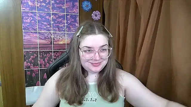 Snapshot of Teasing_Dora chatting on 05-01-26, 09:31 Teasing Dora online show from 05-01-26, 09:31