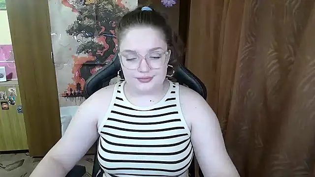 Snapshot of Teasing_Dora chatting on 02-27-26, 10:31 Teasing Dora online show from 02-27-26, 10:31