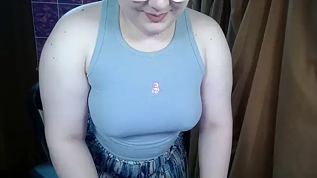 Snapshot of Teasing_Dora chatting on 05-05-26, 01:41 Teasing Dora online show from 05-05-26, 01:41